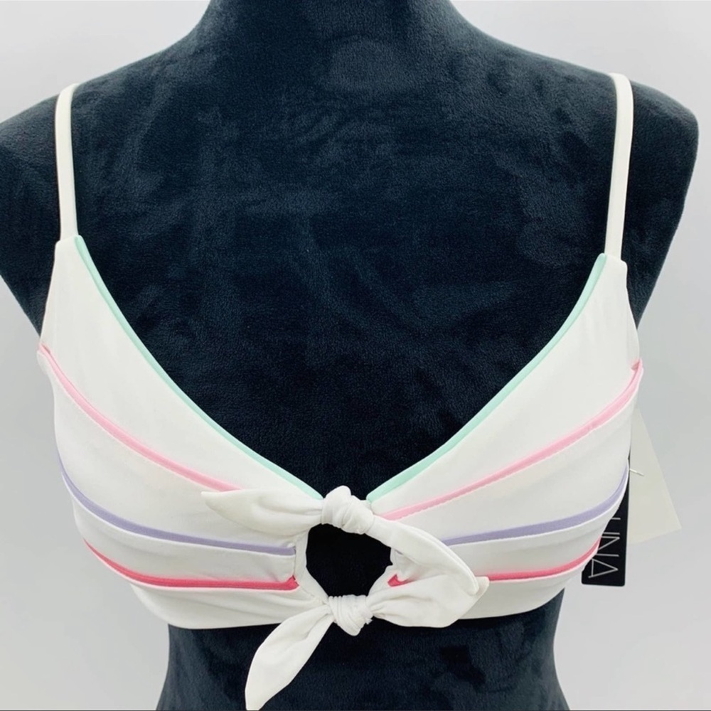 NWT SO Luna bikini top